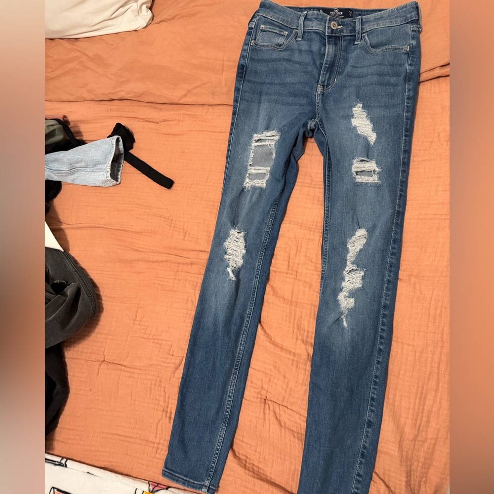 Hollister Women's Distressed Skinny Jeans - Blue